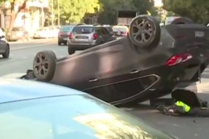 Un conductor alcoholizado chocó un auto estacionado