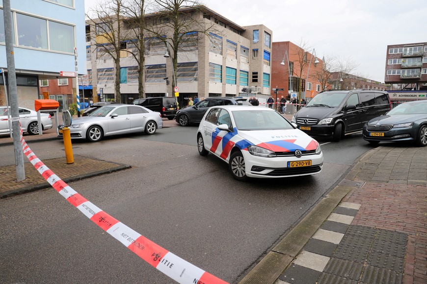 A view shows a police vehicle parked near the Cafe Petticoat, where several people are being held hostage in Ede, Netherlands March 30, 2024. Luciano de Graaf/via REUTERS  THIS IMAGE HAS BEEN SUPPLIED BY A THIRD PARTY. MANDATORY CREDIT.