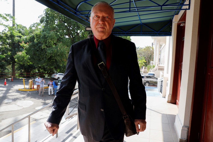 Jurgen Rolf Dieter Mossack, co-founder of former law firm Mossack Fonseca, arrives at the Panamanian Supreme Court of Justice for the tax evasion trial known as 'Panama Papers', in Panama City, Panama, April 8, 2024. REUTERS/Aris Martinez