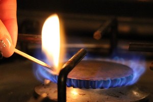 Los cortes de gas natural se aplicarán en algunas industrias con el fin de evitar problemas de suministro en hogares en medio de una demanda que casi se duplicó.