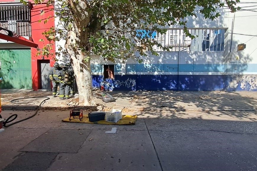 Una dotación de los Bomberos Zapadores trabajó en el lugar.