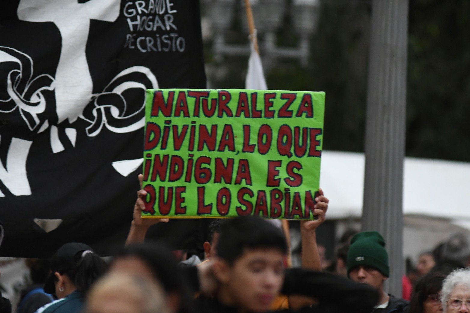 La memoria puede ser visual, auditiva o kinestésica. Cada cual lleva en su cabeza una fotografía, el eco de una voz o esa sensación de humedad en la piel, en la ropa, en la casa.