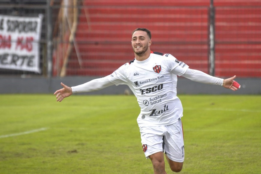Sanguinetti marcó sus primeros dos goles en el Rojinegro. Crédito: Prensa Patronato