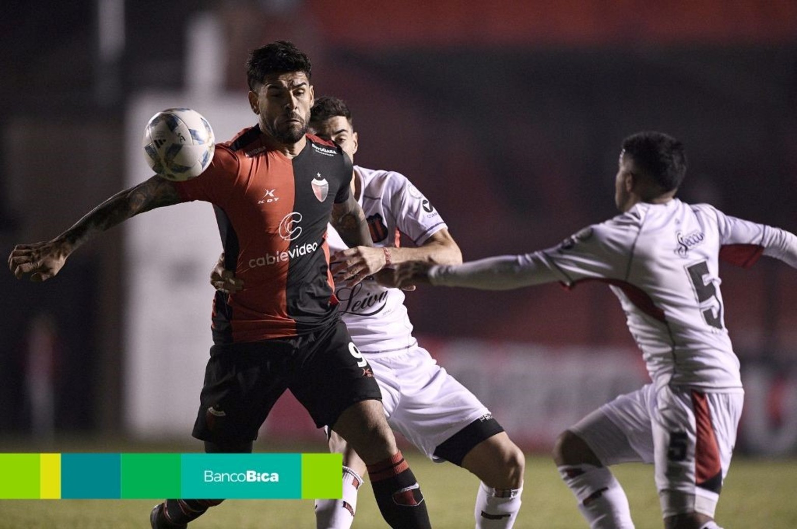 Colón perdió ante Defensores de Belgrano.