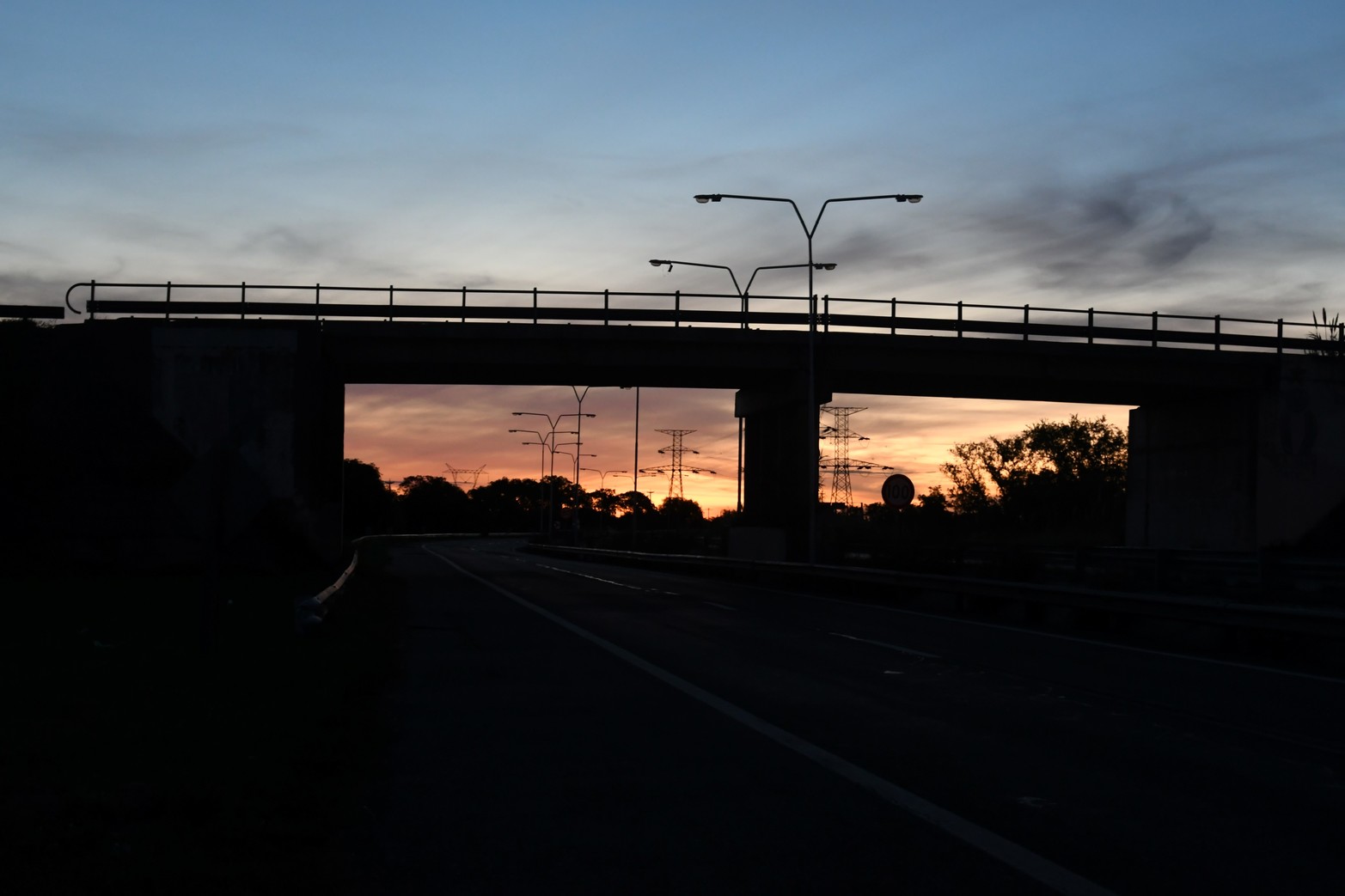 El puente de retorno a pocos metros de Colastiné Sur. 