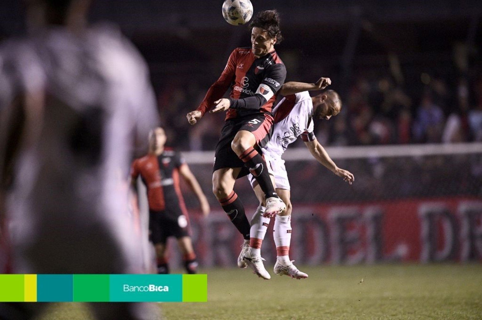 Colón perdió ante Defensores de Belgrano.