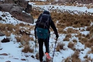 Los picos de los cerros cordobeses empiezan a teñirse de blanco.