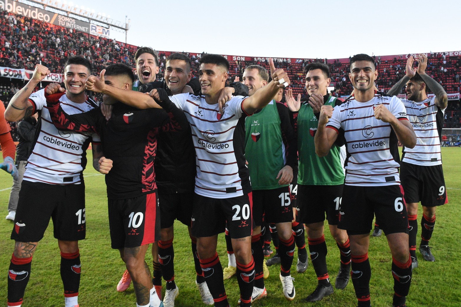 El final deseado. A pesar de jugar un flojo partido, Colón pudo ganar.