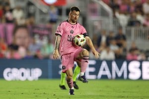 May 18, 2024; Fort Lauderdale, Florida, USA; Inter Miami CF forward Lionel Messi (10) controls the ball in the second half against D.C. United at Chase Stadium. Mandatory Credit: Nathan Ray Seebeck-USA TODAY Sports