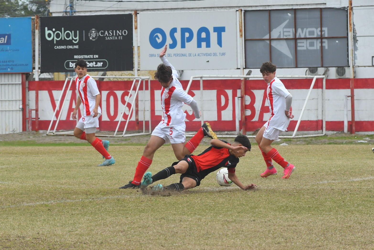 Unión recibió a Colón en las inferiores de liga