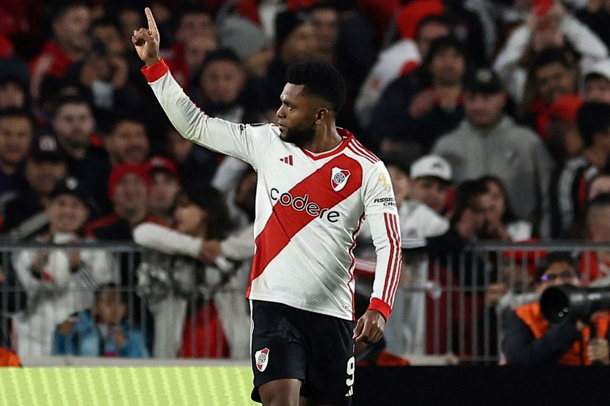 Soccer Football - Copa Libertadores - Group H - River Plate v Deportivo Tachira - Estadio Mas Monumental, Buenos Aires, Argentina - May 30, 2024
River Plate's Miguel Borja celebrates scoring their first goal REUTERS/Agustin Marcarian