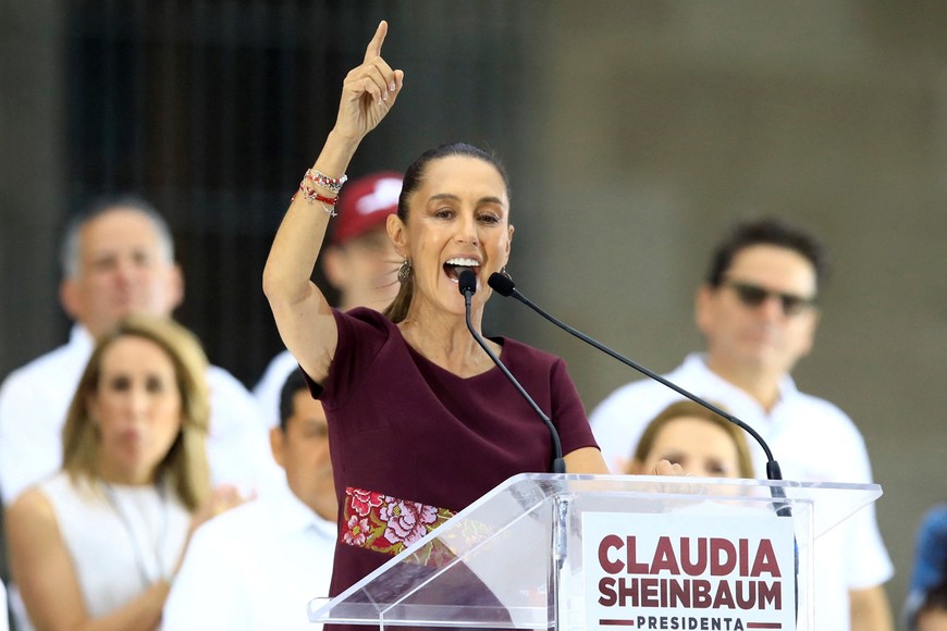 Presidential candidate of the ruling MORENA party Claudia Sheinbaum delivers a speech during her closing campaign rally at Zocalo Square, in Mexico City, Mexico May 29, 2024. REUTERS/Raquel Cunha