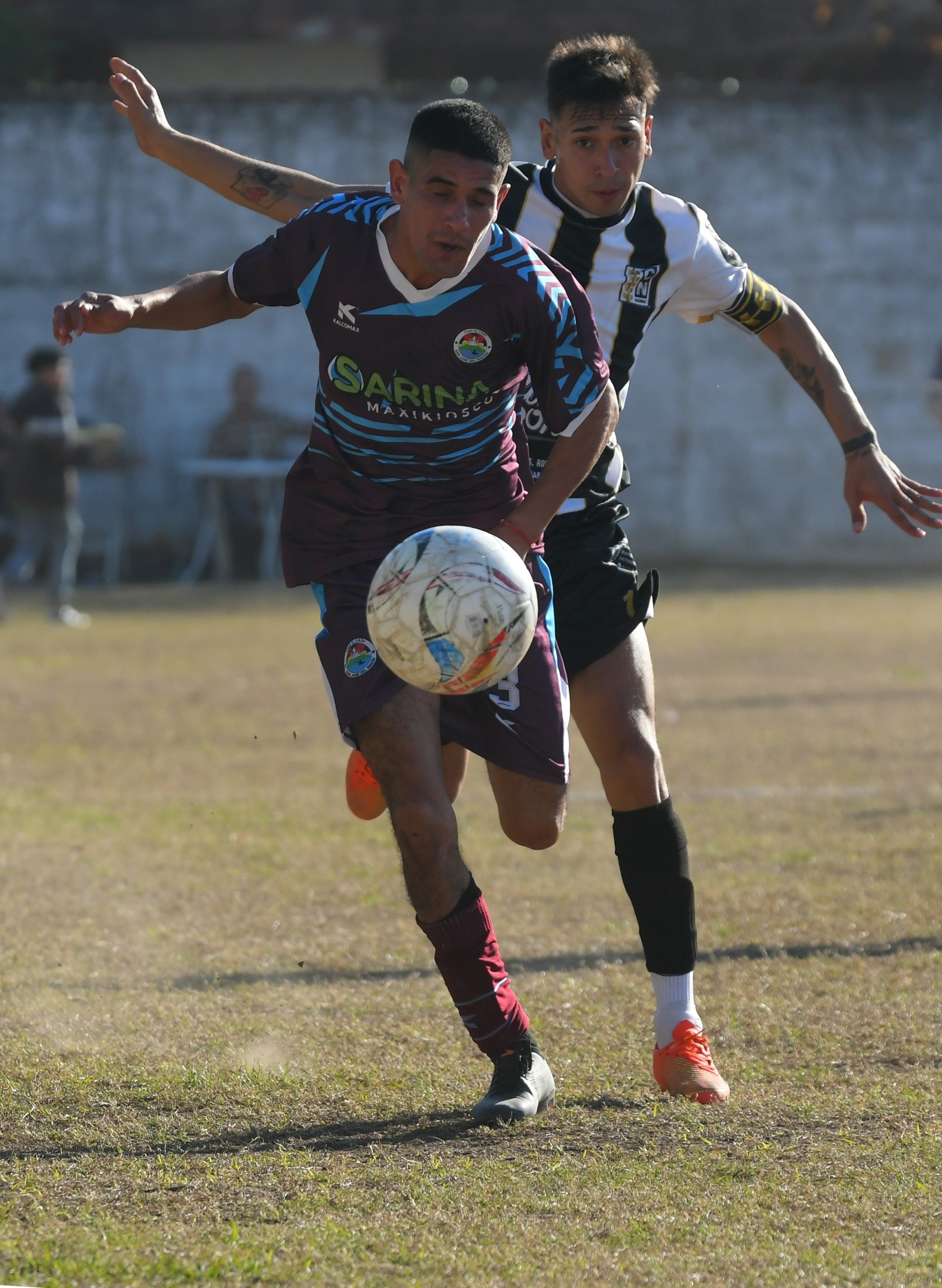 Nacional, el puntero, le ganó 4 a 2 al CADI de Rincón por la fecha 15 de 21 de la Liga Santafesina de Fútbol B.