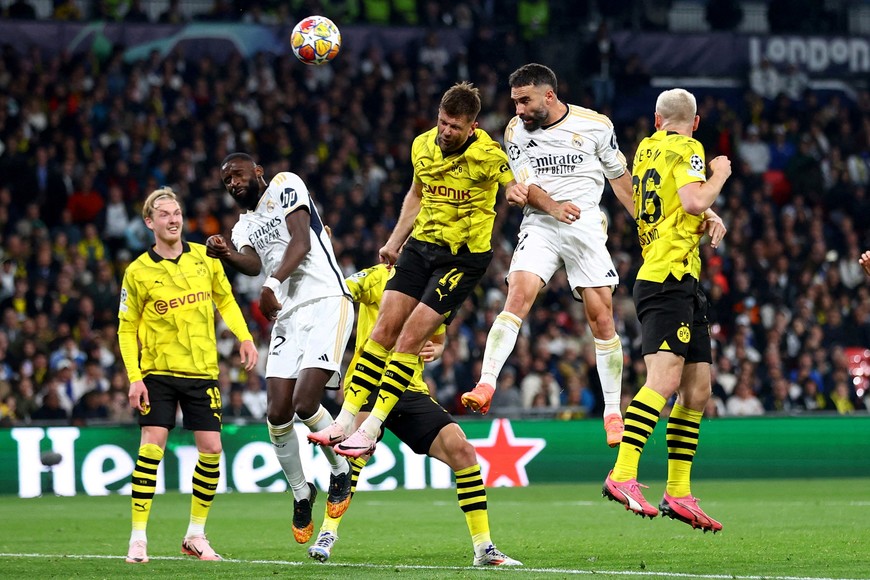 Soccer Football - Champions League - Final - Borussia Dortmund v Real Madrid - Wembley Stadium, London, Britain - June 1, 2024
Real Madrid's Dani Carvajal scores their first goal REUTERS/Carl Recine     TPX IMAGES OF THE DAY