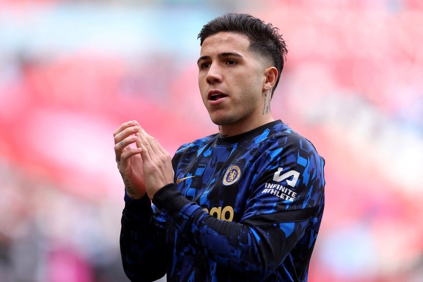 Soccer Football - FA Cup - Semi Final - Manchester City v Chelsea - Wembley Stadium, London, Britain - April 20, 2024 
Chelsea's Enzo Fernandez during the warm up before the match REUTERS/David Klein
