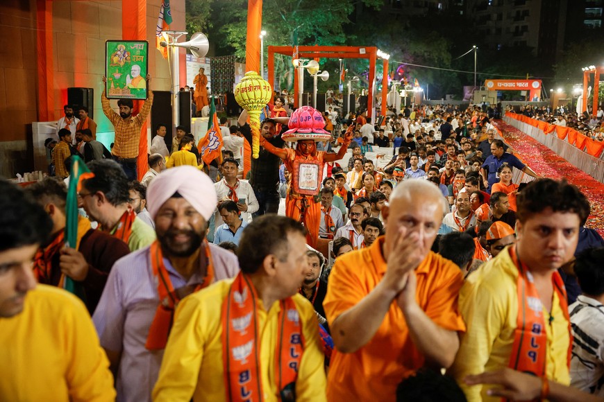 Supporters of Indian Prime Minister Narendra Modi gather at Bharatiya Janata Party (BJP) headquarters in New Delhi, India, June 4, 2024. REUTERS/Adnan Abidi