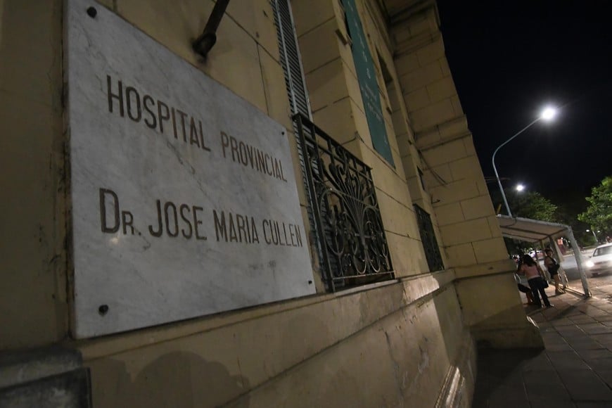 Ambos heridos fueron trasladados al Hospital Dr. José María Cullen. Crédito: Pablo Aguirre