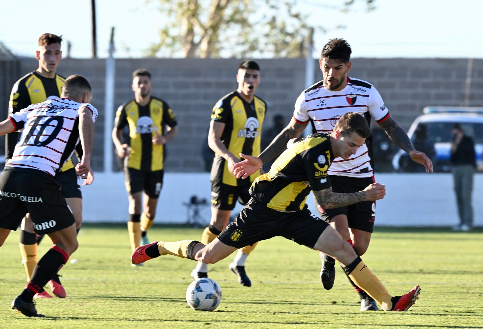 Colón empató 0 a 0 con Deportivo Madryn por la última fecha de la primera rueda.