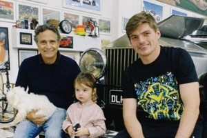 Nelson y Max. El brasileño y el neerlandés, suegro y yerno. El actual campeón mundial, Max Verstappen, mencionó a sus cinco mejores pilotos de la Fórmula 1 y no incluyó al padre de su esposa, Nelson Piquet. Gentileza
