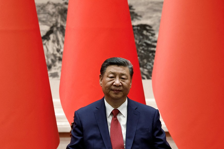 FILE PHOTO: Chinese President Xi Jinping attends a signing ceremony with Bahrain's King Hamad bin Isa Al Khalifa (not pictured) at the Great Hall of the People in Beijing, China May 31, 2024. REUTERS/Tingshu Wang/Pool/File Photo