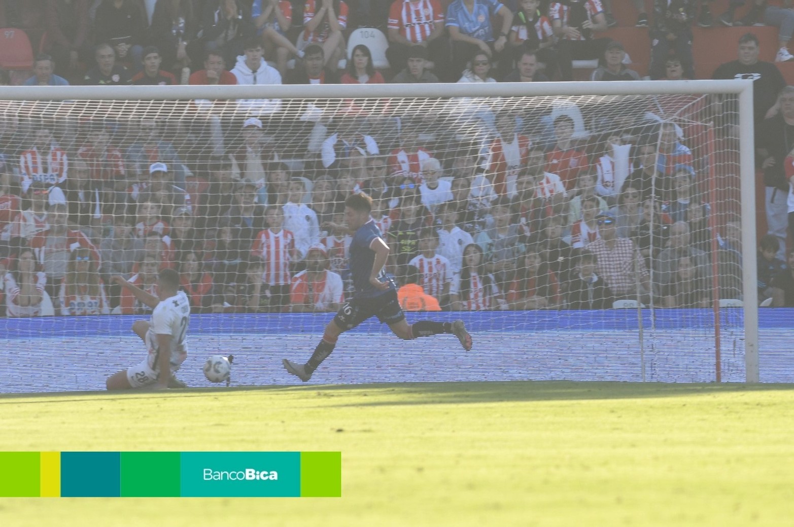 Unión lo dio vuelta y le ganó a San Lorenzo en Santa Fe.