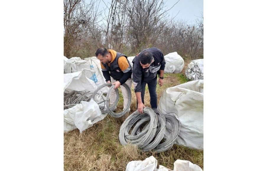 Se procedió al secuestro de aproximadamente 170 kilos de rollos de cables de aluminio