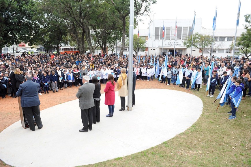 El evento tuvo la asistencia de 450 niños y niñas de cuarto grado procedentes de escuelas públicas y privadas, así como de autoridades locales. Crédito: José Almeida / Municipalidad de Santa Fe