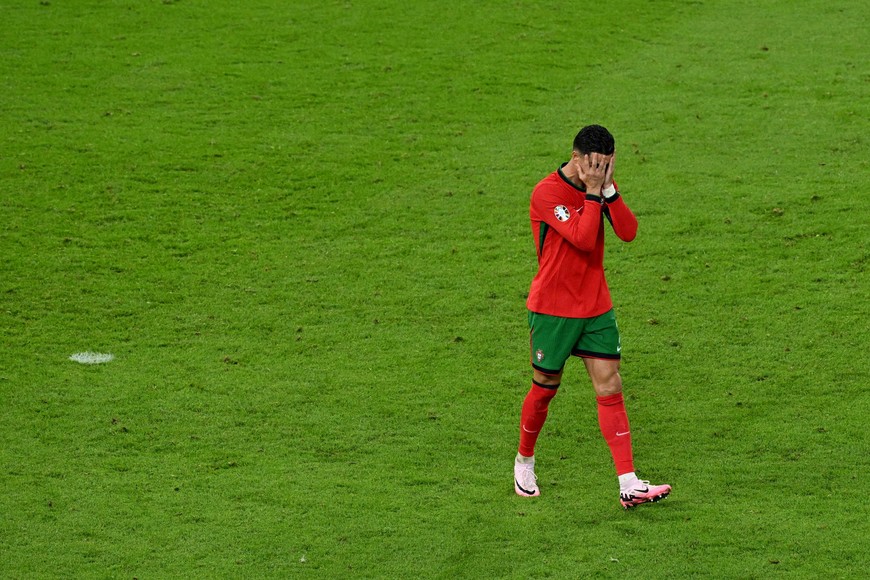 Soccer Football - Euro 2024 - Quarter Final - Portugal v France - Hamburg Volksparkstadion, Hamburg, Germany - July 5, 2024
Portugal's Cristiano Ronaldo looks dejected after missing a chance to score REUTERS/Annegret Hilse     TPX IMAGES OF THE DAY