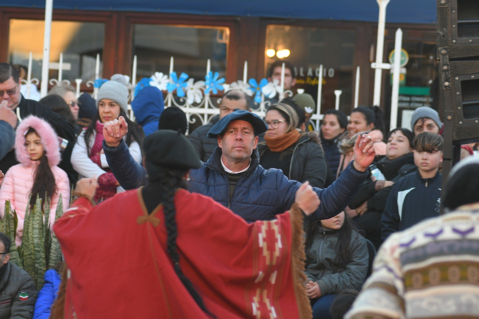 En Aristóbulo del Valle se festejó los 208 años de la Independencia Argentina