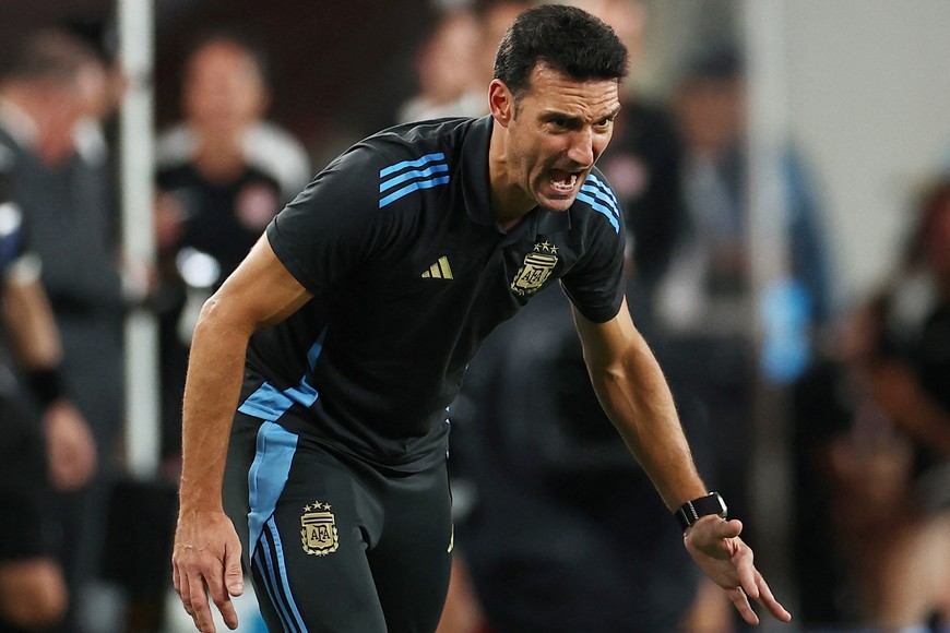 Soccer Football - Copa America 2024 - Semi Final - Argentina v Canada - MetLife Stadium, East Rutherford, New Jersey, United States - July 9, 2024
 Argentina coach Lionel Scaloni reacts REUTERS/Agustin Marcarian