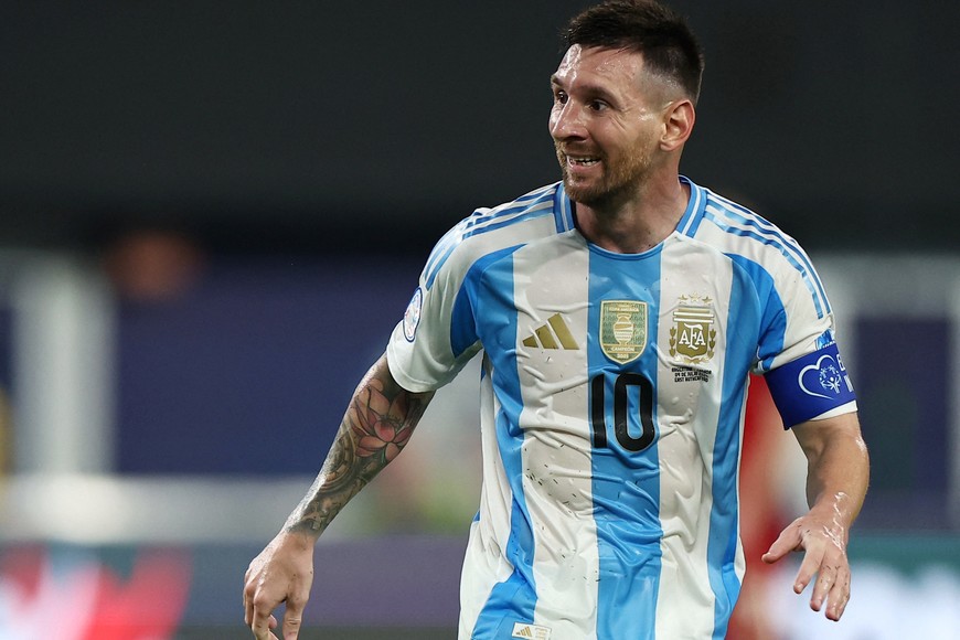 Soccer Football - Copa America 2024 - Semi Final - Argentina v Canada - MetLife Stadium, East Rutherford, New Jersey, United States - July 9, 2024
Argentina's Lionel Messi reacts after missing a chance to score REUTERS/Agustin Marcarian