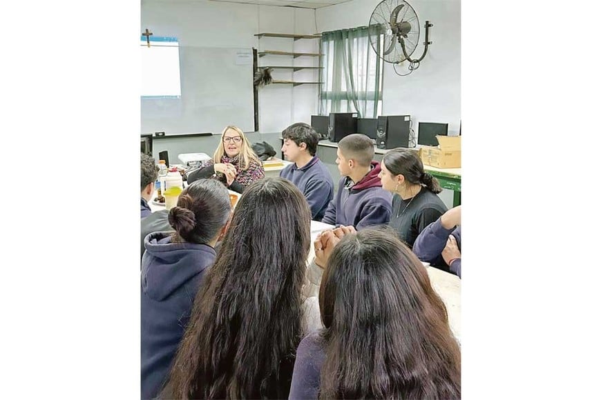 Silvina Cian visitó a los alumnos de la Escuela Janssen.