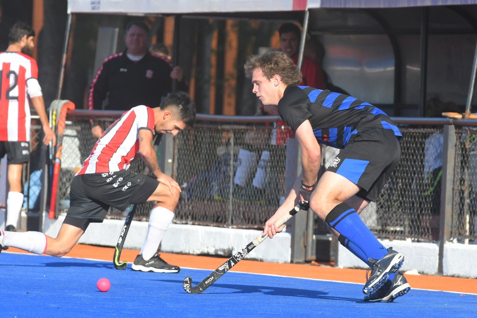 Este sábado se jugó cuartos y semifinal de la Copa Santa Fe en hockey. Universitario goleó a 9 de Julio de Rafaela en cuartos de final. 