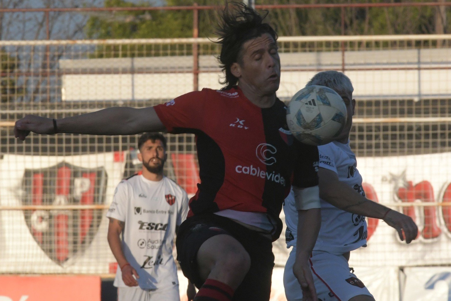 Sebastián Pedriguer no tuvo un buen rendimiento al igual que el equipo. Colón perdió 1 a 0 contra Patronato y quedó tercero en la tabla de posiciones.