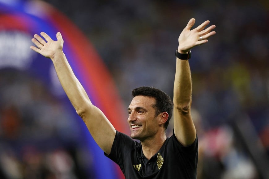 Soccer Football - Copa America 2024 - Final - Argentina v Colombia - Hard Rock Stadium, Miami, Florida, United States - July 14, 2024
Argentina coach Lionel Scaloni celebrates after winning Copa America 2024 REUTERS/Agustin Marcarian