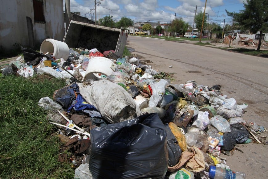 Los montículos de residuos deben ser embolsados. Y por dejar restos de escombros pesa una multa onerosa.