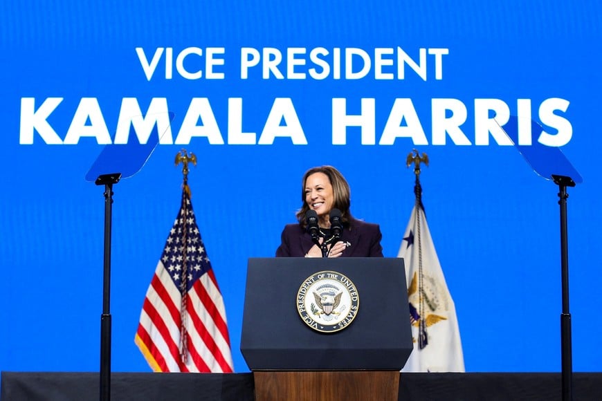 U.S. Vice President Kamala Harris delivers the keynote speech at the American Federation of Teachers' 88th national convention in Houston, Texas, U.S. July 25, 2024. REUTERS/Kaylee Greenlee Beal