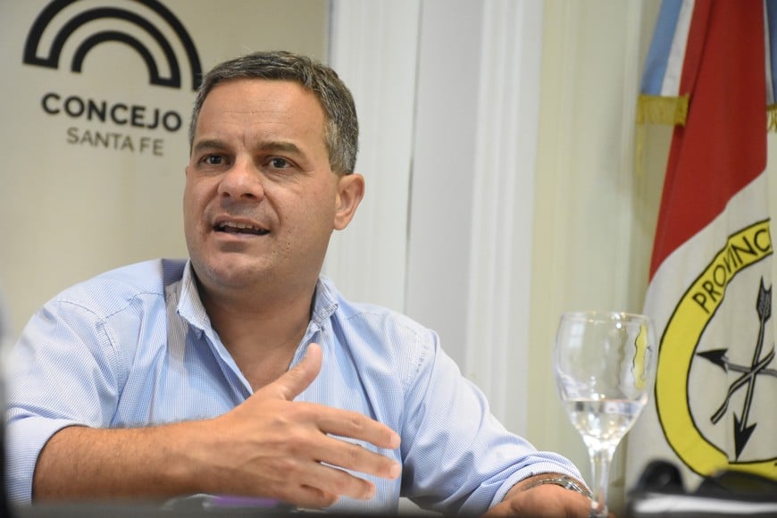 Leandro González, presidente del interbloque “Unidos”, impulsó la convocatoria.