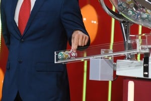 Lotería de Santa Fe se prepara para el sorteo del 11 de agosto, con un premio asegurado de 3.000 millones. Crédito: Manuel Fabatía