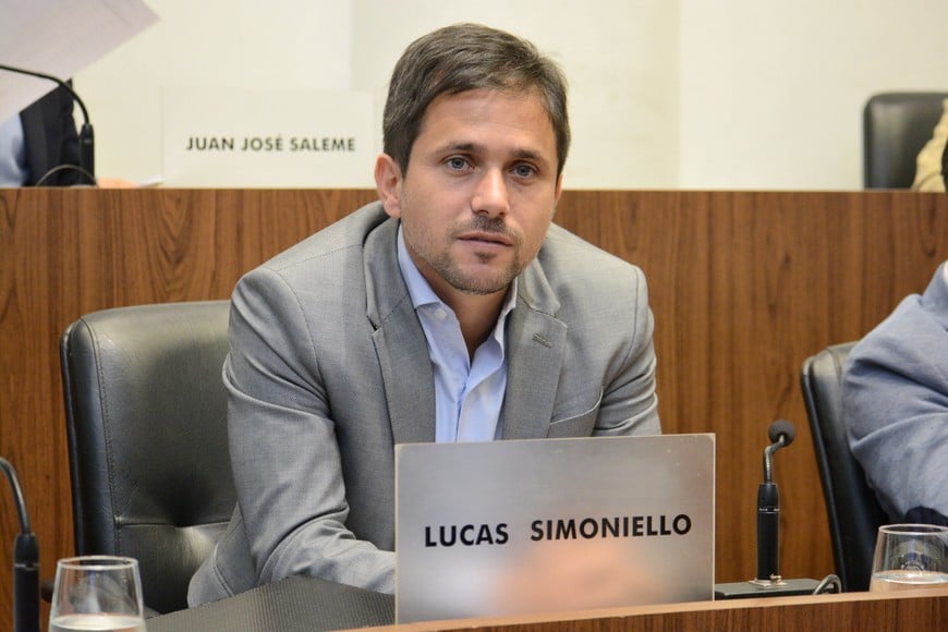 El concejal radical Lucas Simoniello (Interbloque “Unidos”).