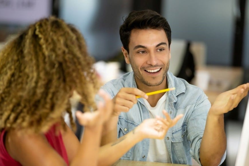 El desvío de la mirada puede ser una forma de manejar el estrés social.