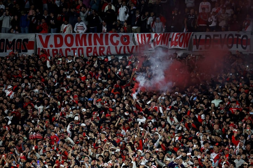 Soccer Football - Copa Libertadores - Group H - River Plate v Nacional - Estadio Mas Monumental, Buenos Aires, Argentina - April 11, 2024
River Plate fans inside the stadium REUTERS/Agustin Marcarian