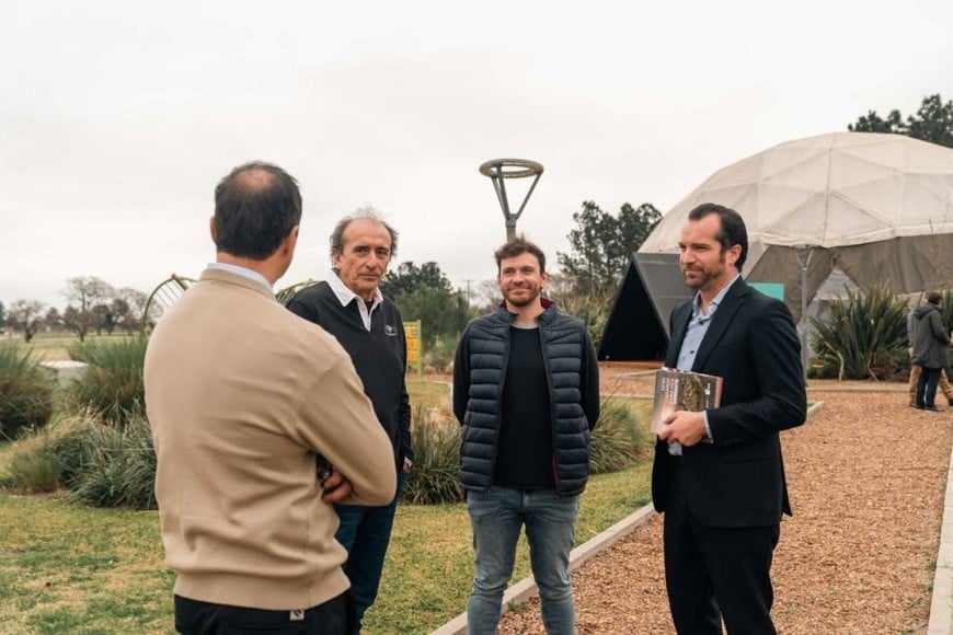 Miguel Weiss Ackerley recorrió Santomás con el equipo de Pilay para discutir el futuro de la zona norte de la ciudad.