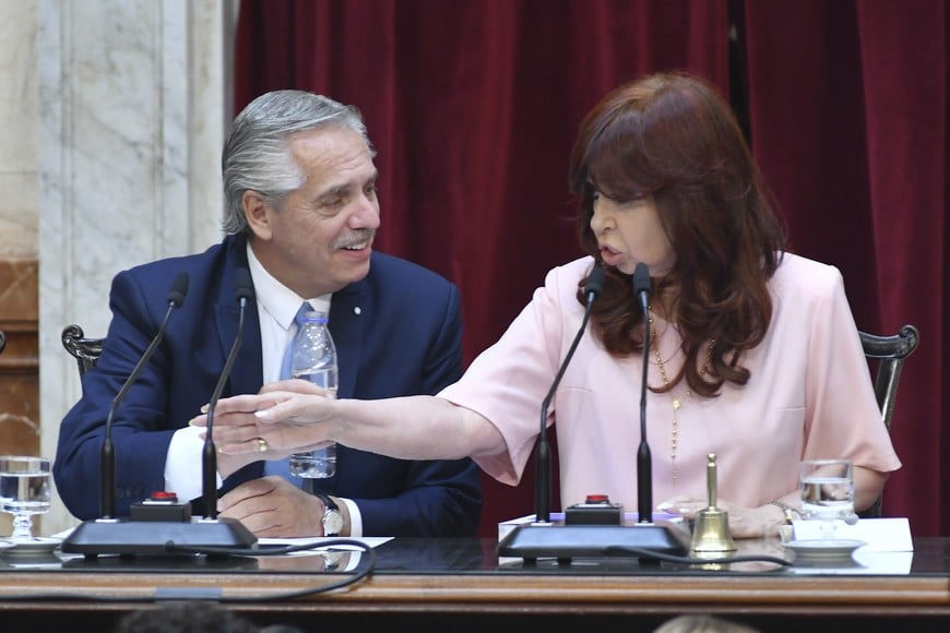 Por violencia de género contra Fabiola Yáñez, Alberto Fernández volvió a ocupar la centralidad en Casa Rosada