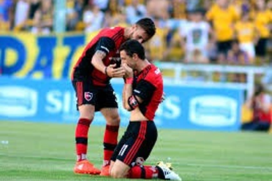 En 2016, Maxi Rodríguez de manera agónica le dio la victoria a Newell's en cancha de Central.