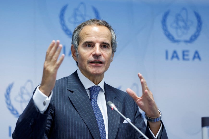 FILE PHOTO: U.N. nuclear watchdog chief Rafael Grossi attends a press conference during the International Atomic Energy Agency's 35-nation Board of Governors meeting in Vienna, Austria, September 11, 2023. REUTERS/Leonhard Foeger/File Photo