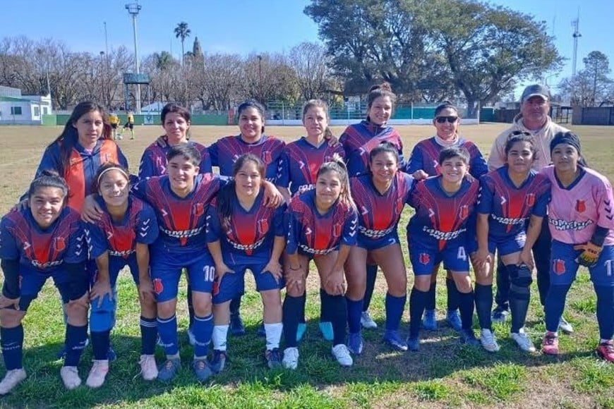 Barrio Oeste llegó a la punta en el fútbol femenino.