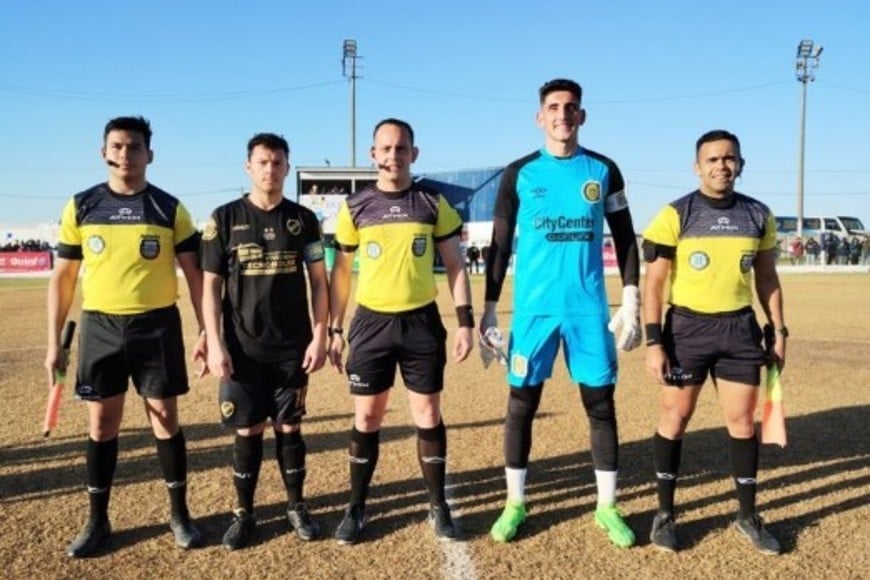 El juvenil Rosario Central no pudo ante la experiencia del Pulga. Foto: Fabián Gallego.