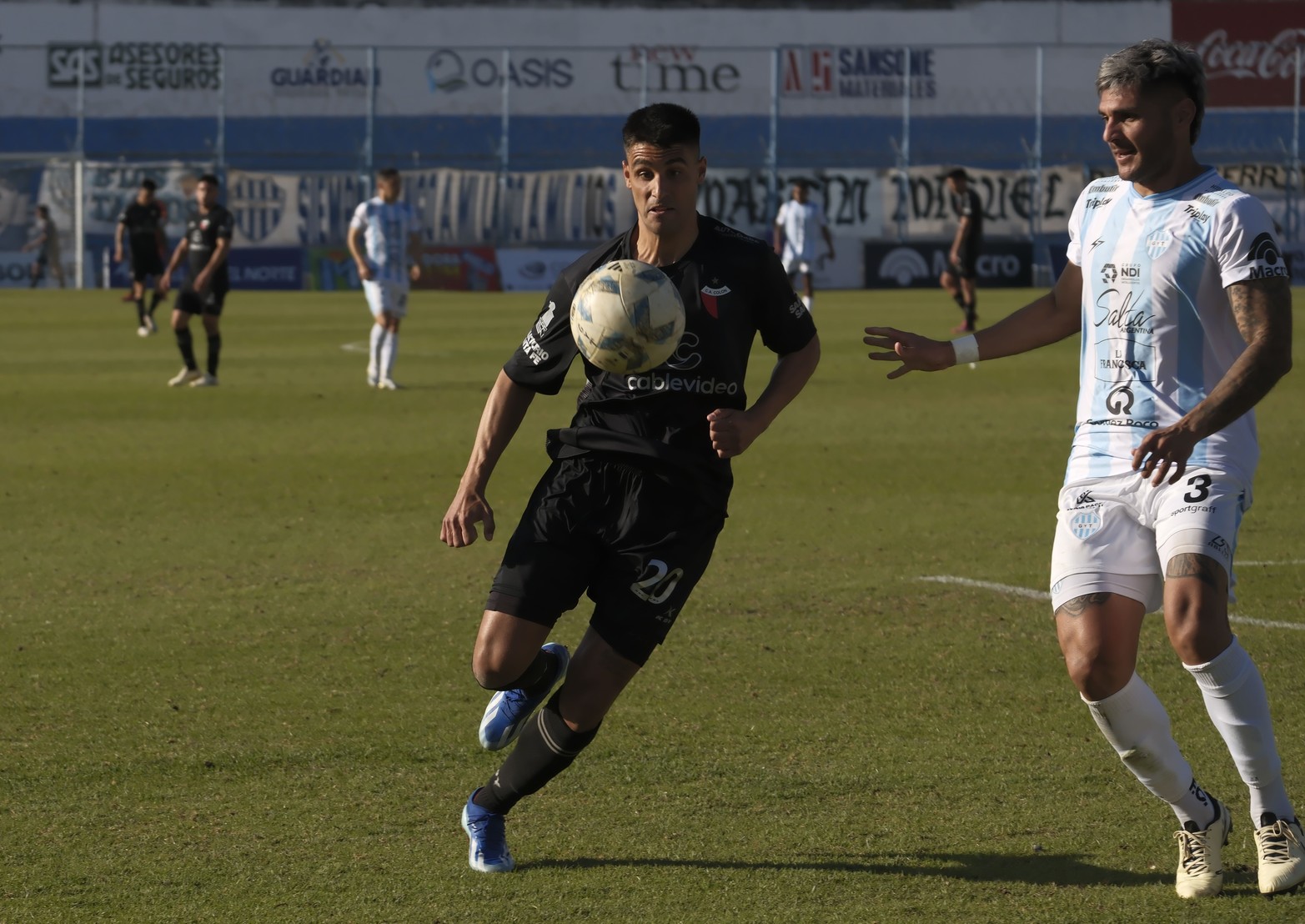 El Sabalero perdió ante Gimnasia y Tiro de Salta por 1 a 0