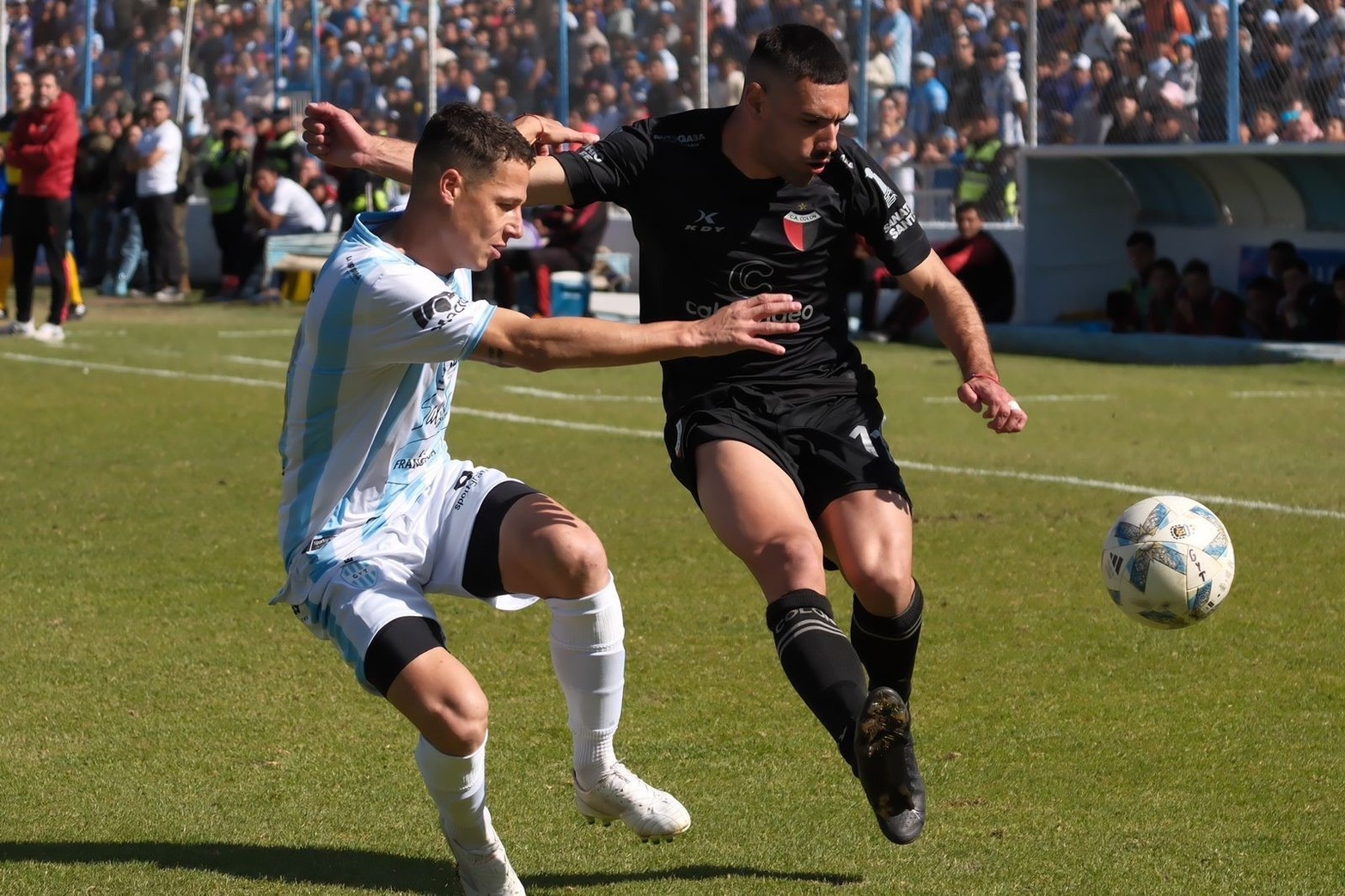 El Sabalero perdió ante Gimnasia y Tiro de Salta por 1 a 0